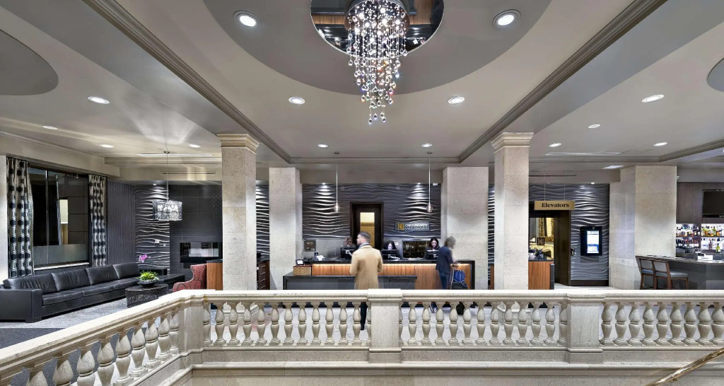 One King West Hotel and Residence