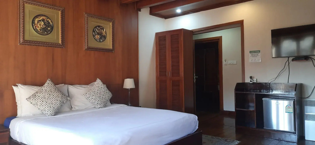 Kisa Villa