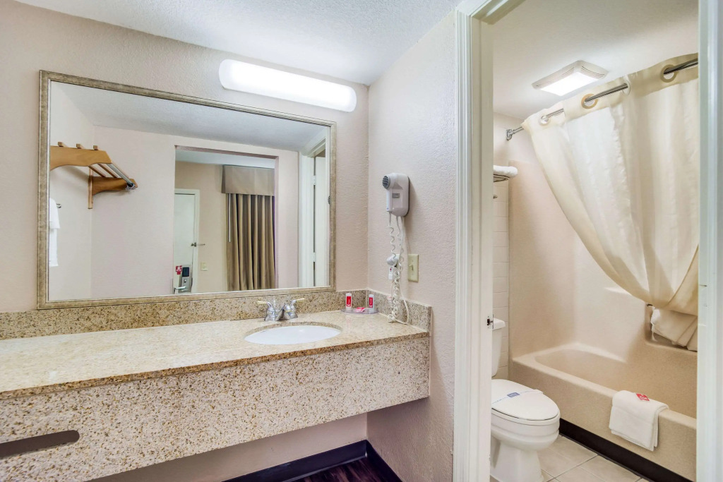 Econo Lodge Walterboro I-95