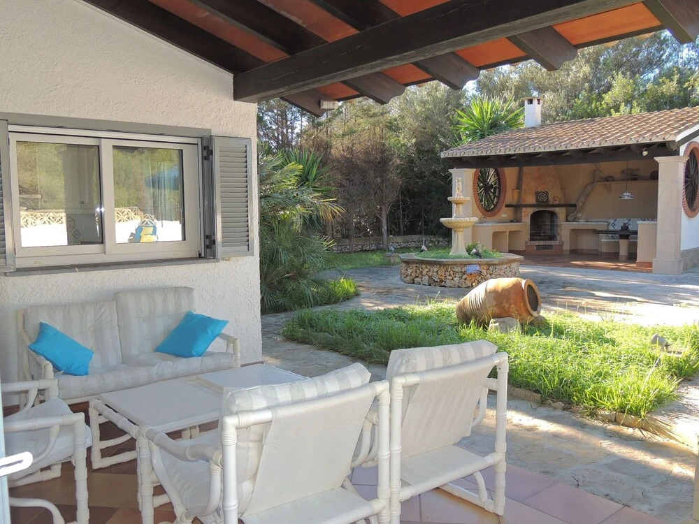 Charming Villa With Private Pool and air Conditioning, Near the Beach