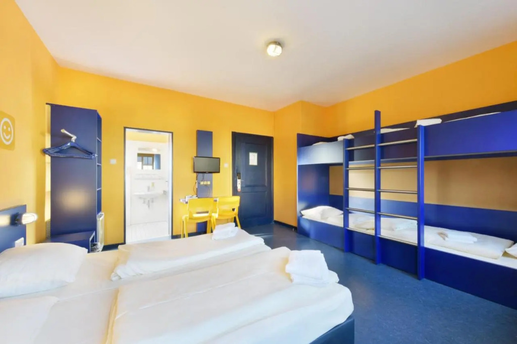 Bed’nBudget Expo-Hostel Dorms