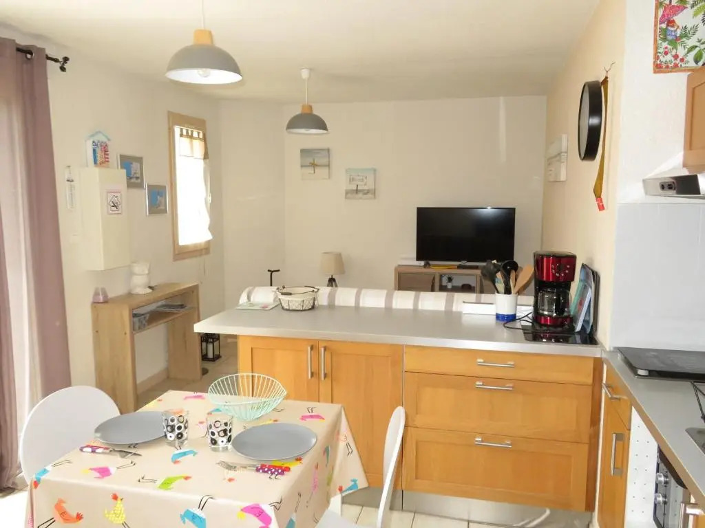 Appartement Sète, 2 pièces, 4 personnes - FR-1-338-392
