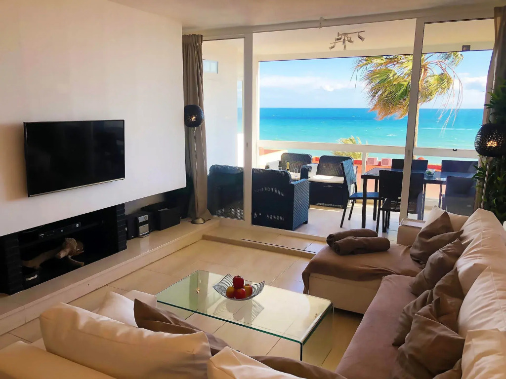 BRIGHT, MODERN TOP FLOOR APARTMENT WITH WONDERFUL SEA VIEWS - DOñA LOLA PATRICIA - MIJAS COSTA - CS1