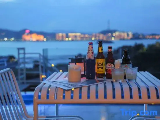 Gulangyu Nianshan Ten Mile Sea View Homestay (Sanqiu Tian Wharf Branch)
