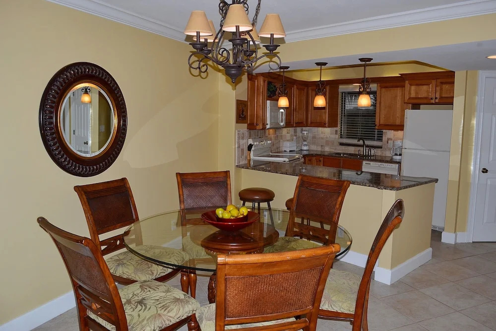Beachside Towers at Sandestin by Gibson Beach Rentals