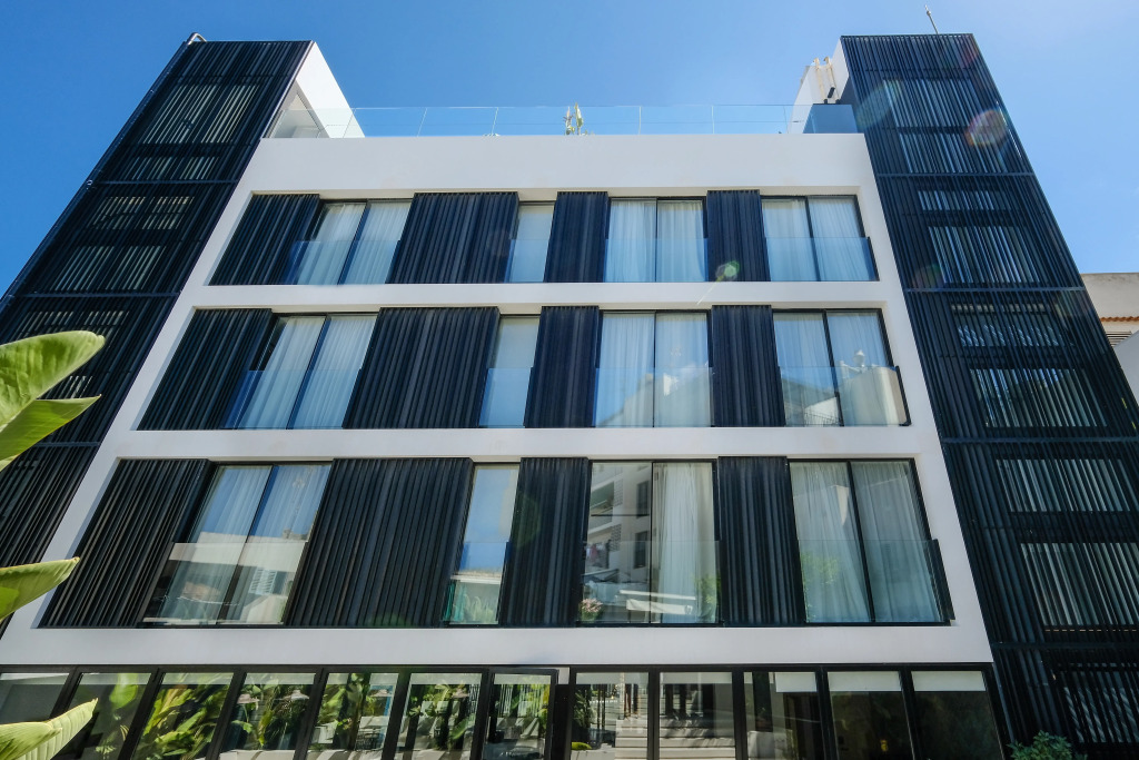 azuLine Hotel M