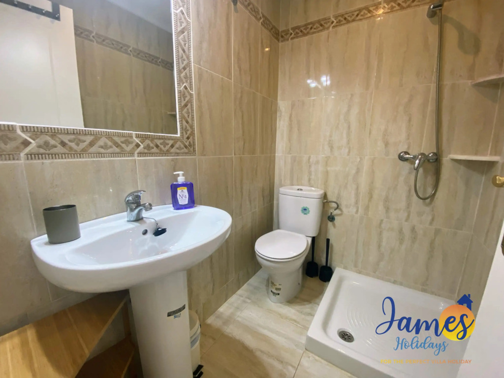 Brisa Golf II ground floor apartment with 2 comm pools EB6