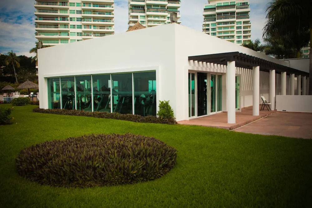 Shangri La Penthouses by Cheap Getaway