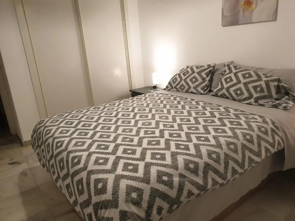 APARTAMENTO PUERTO BANUS/PLAYA