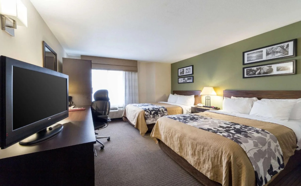 Sky Harbor Airport Inn