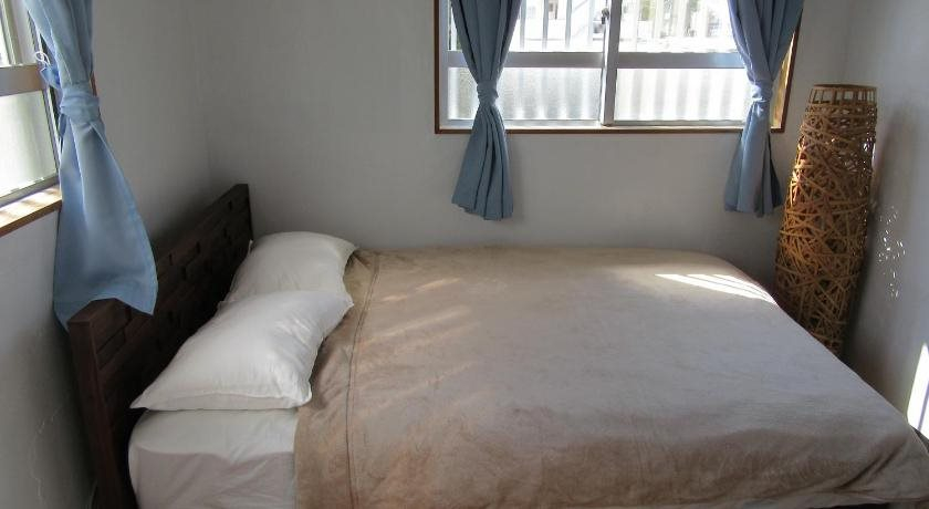 Guest House HEAD