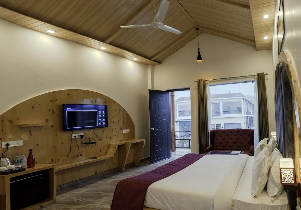 Corbett Green Retreat Resort