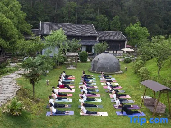 Hangzhou Qianwang Song  Culture Feast & Heritage Mansion