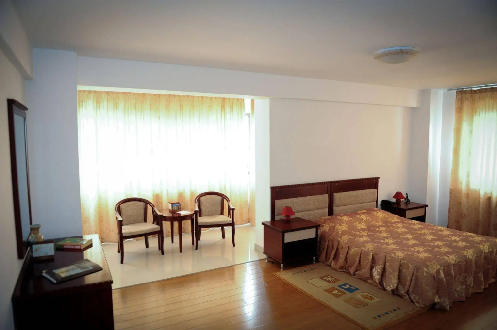 Lira Pacific Aparthotel