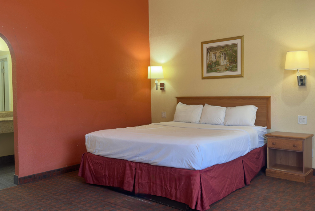 Travelodge by Wyndham Lubbock
