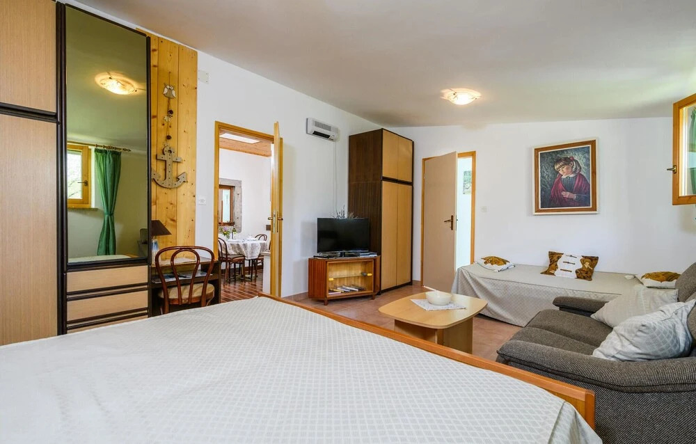 Awesome Apartment in Labin With 1 Bedrooms and Wifi