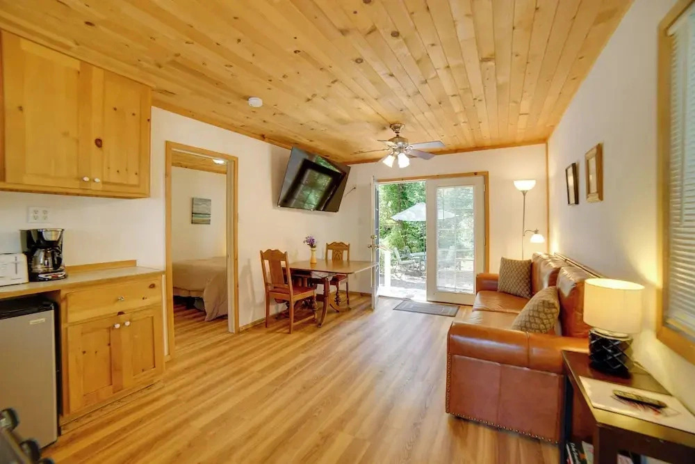 Golf, Hike, Sip Wine: Cobb Mountain Cabin w/ Patio