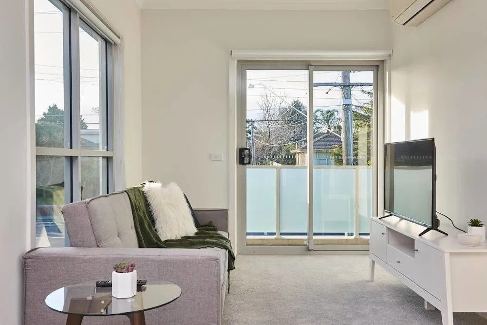 Cozy and Airy 1 Bedroom Flat