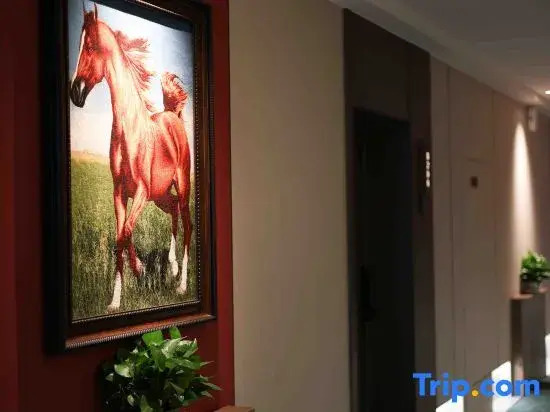 Lancheng Rongshe Ancient Charm Smart Hotel (Ulanqab Jining South Station)