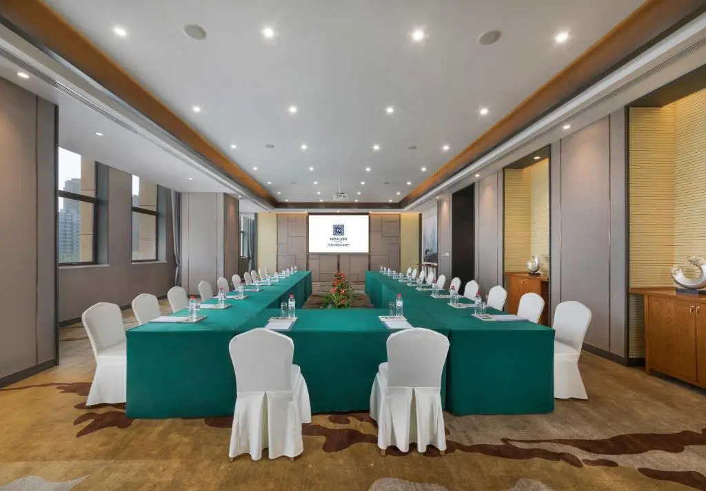Shenyang Huaqiang Novlion Hotel