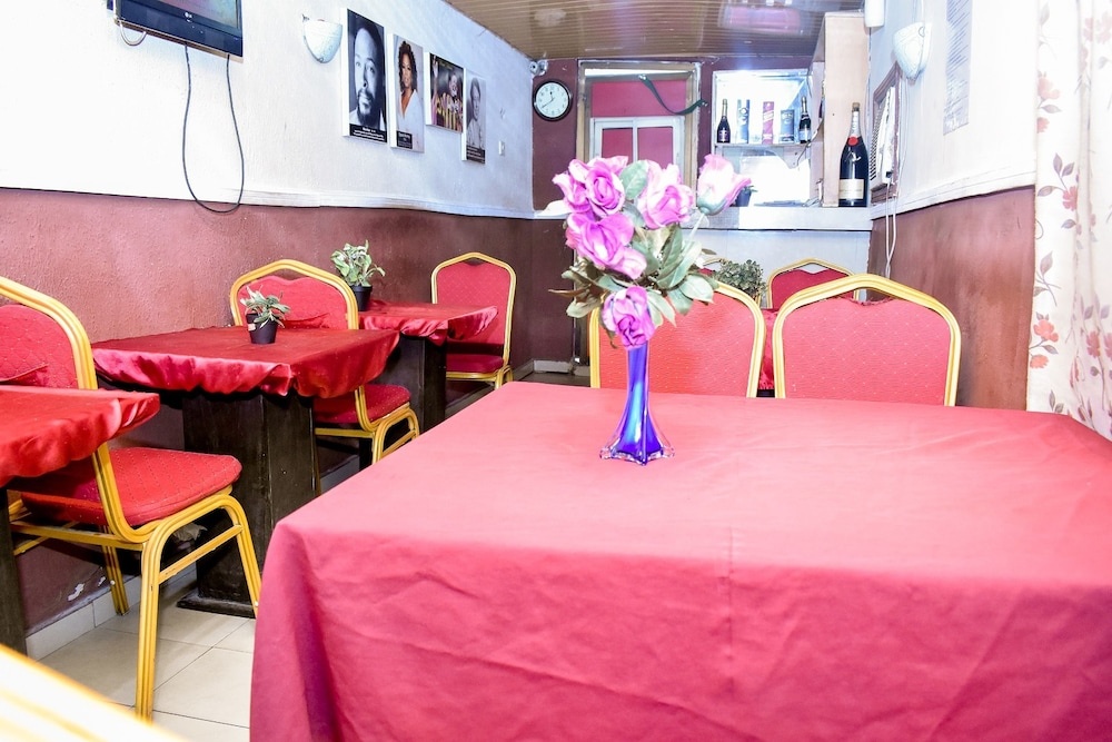 Ashosh Hotel