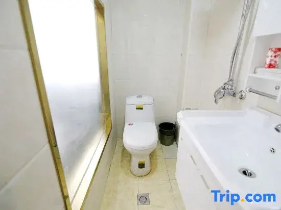 Yiju Hotel (Wanda Plaza RT-Mart)