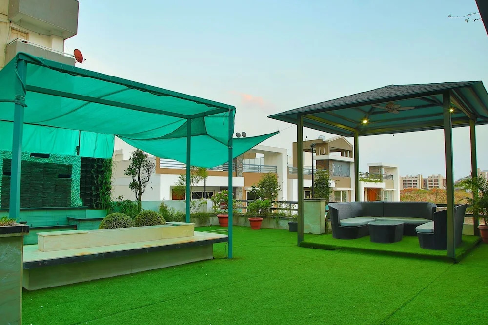 StayEden Luxurious 3BHK Home Theater