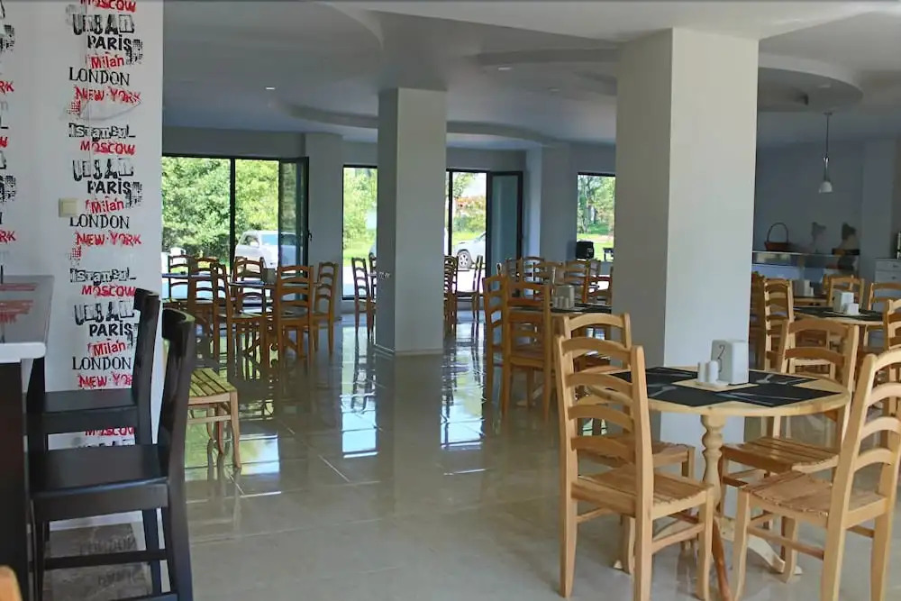Iveria Elli Hotel