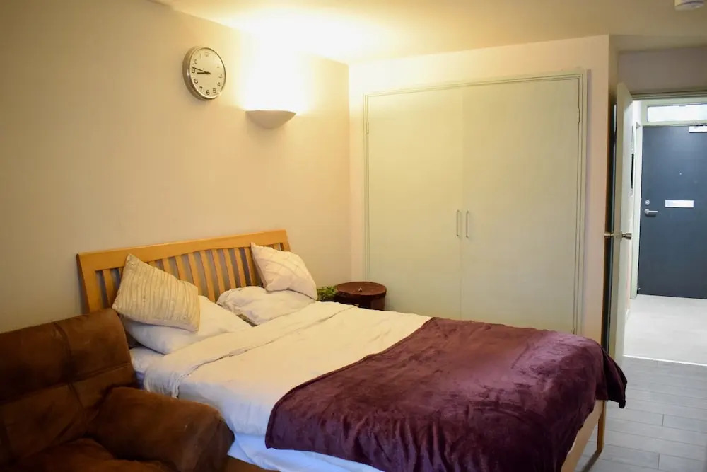 Vibrant 3 Bedroom Flat With Balcony Near Shoreditch