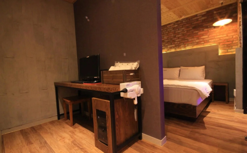 Boutique Hotel May