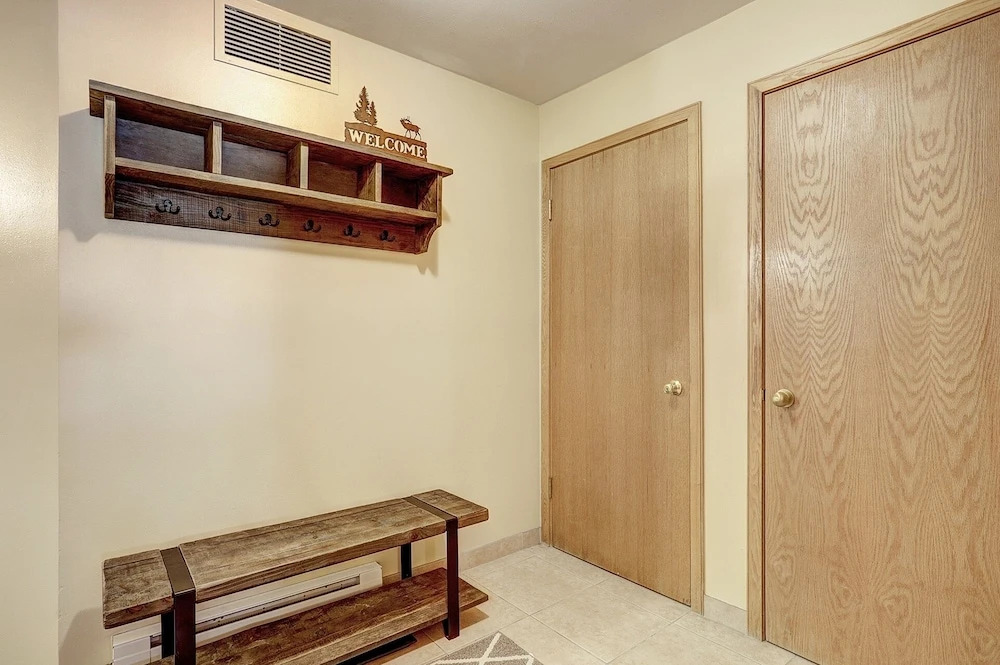 107 Ski Run 2 Bedroom Condo by RedAwning