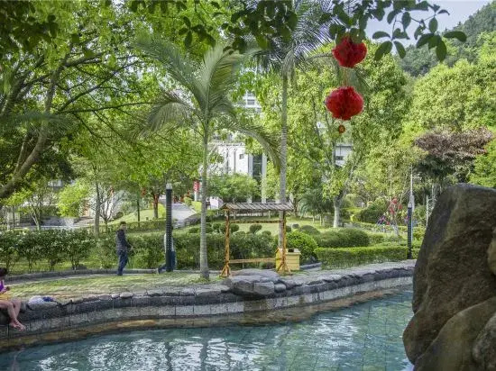 Hot Spring Forest Holiday Hotel