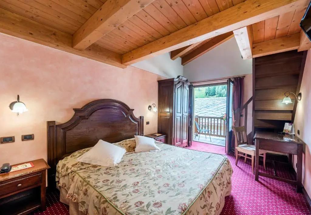 Hotel L Aiglon