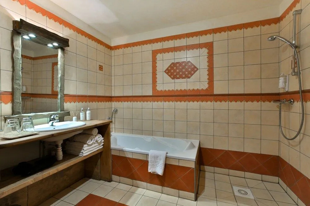 Chalet White Eden