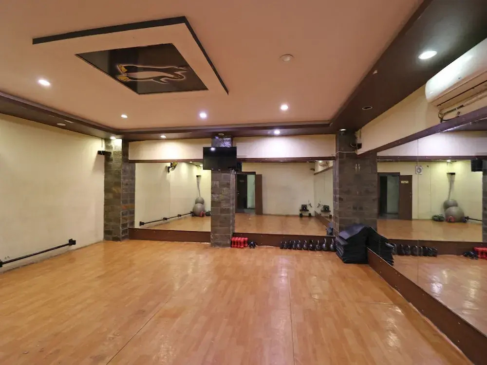 OYO 22872 Hotel Shivam Fort View