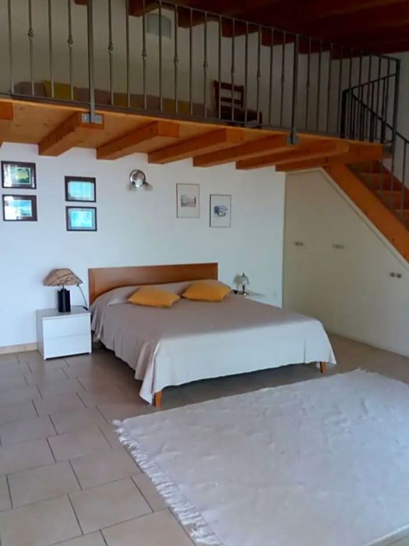 B&B Camister