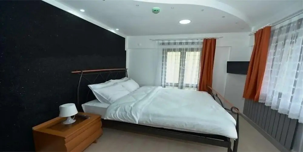 Dardanos Pension