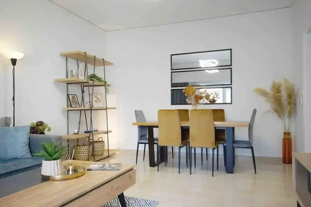 Alkuoni lux Flat at P Faliro