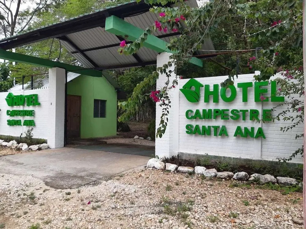 Hotel Campestre Santa Ana
