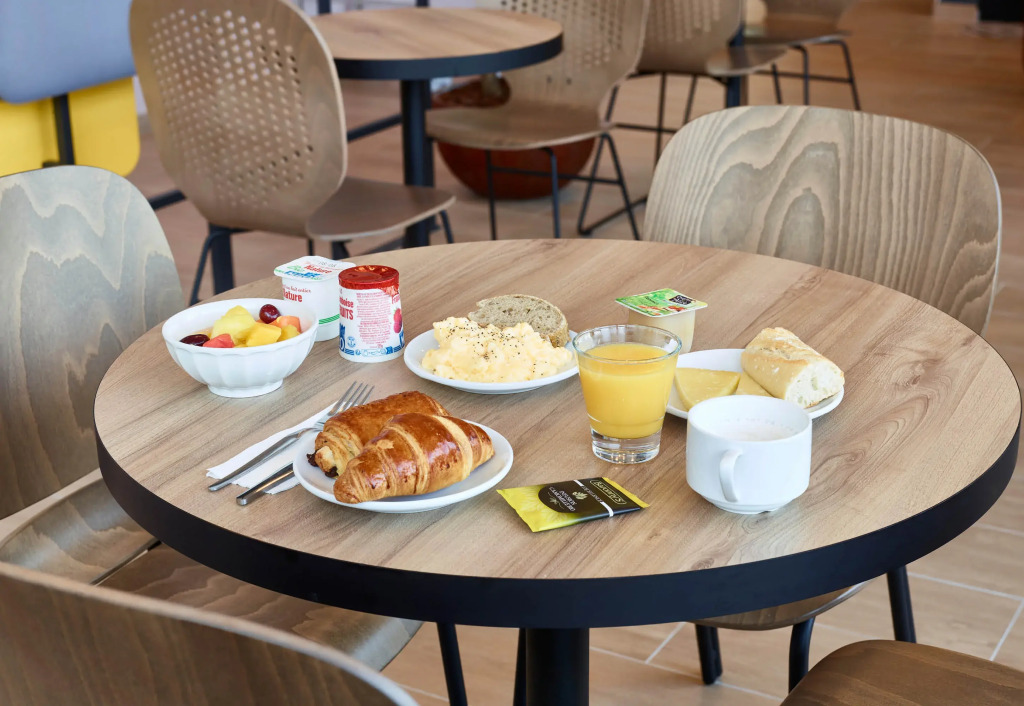 B&B HOTEL Paris Clichy-sous-Bois 3 étoiles
