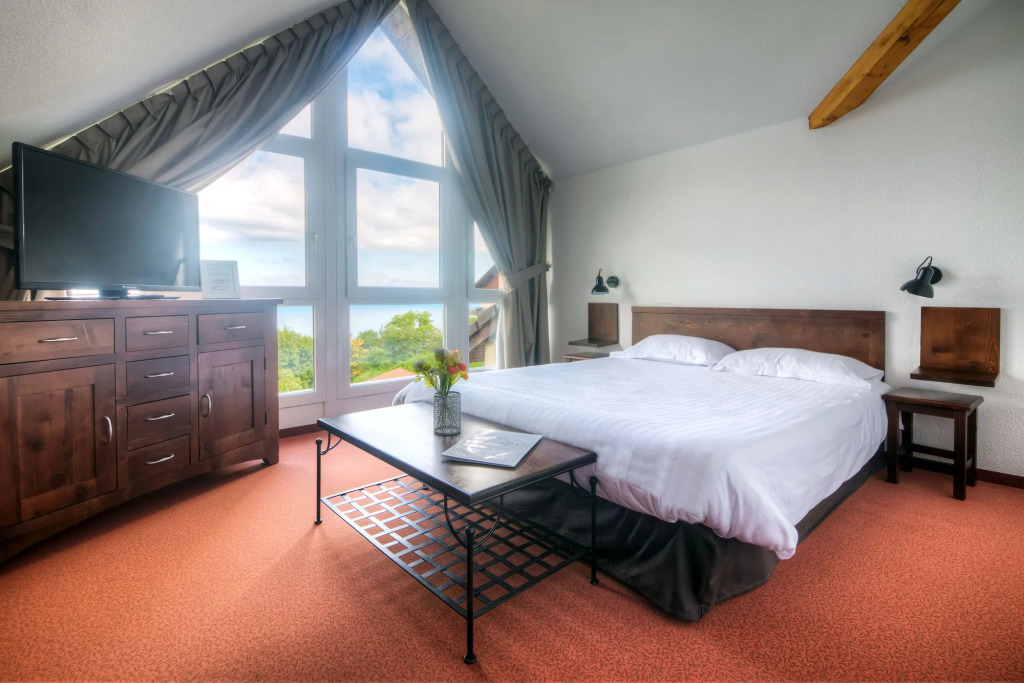 Zenitude Evian Les Terrasses du Lac, an Ascend Collection Hotel