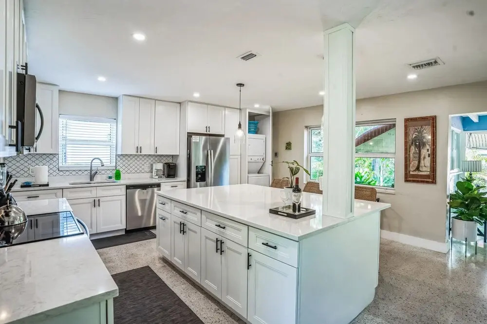 Beautiful Comfy Home With Private Hot Tub Close To Beach home