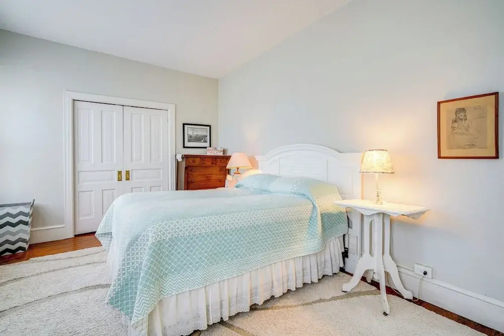Walk to Beach: Cape May Home w/ Screened Patio!