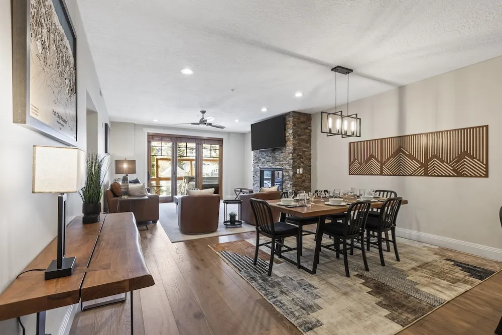 Town Pointe B204 3 Bedroom Condo by RedAwning
