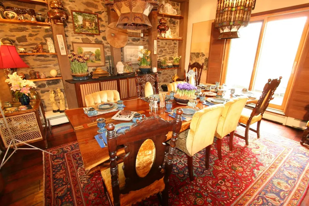 Alpenhof Bed & Breakfast