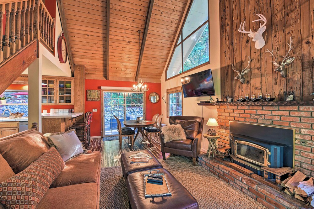 Lake Arrowhead Cabin w/ Decks < 2 Mi to Village!