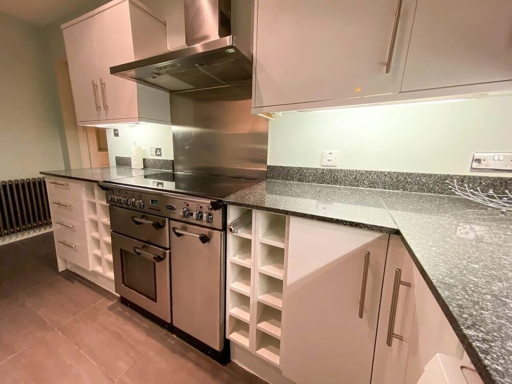 Peaceful City Living- 2 Bedroom House in Haymarket