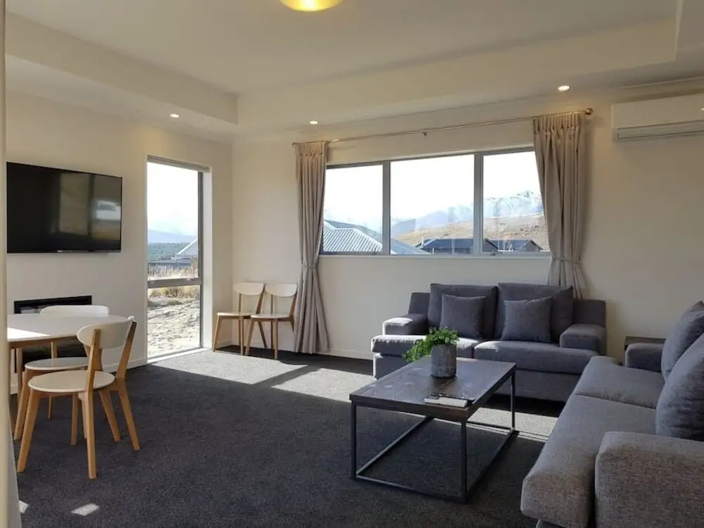 Super House 2 Bedroom