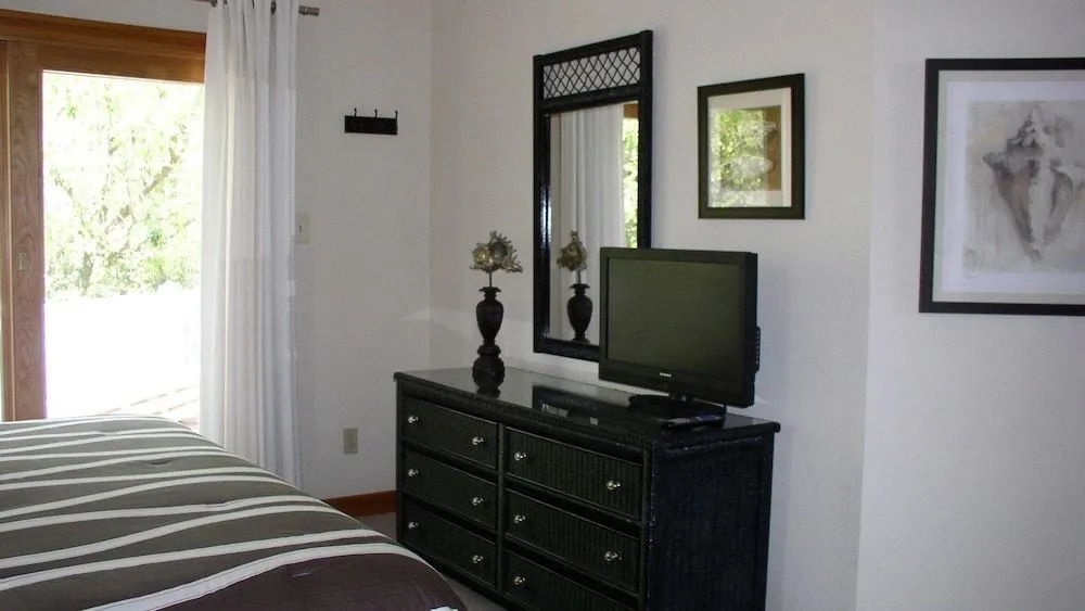 Beachy Keen 1125 - 5 Br Home