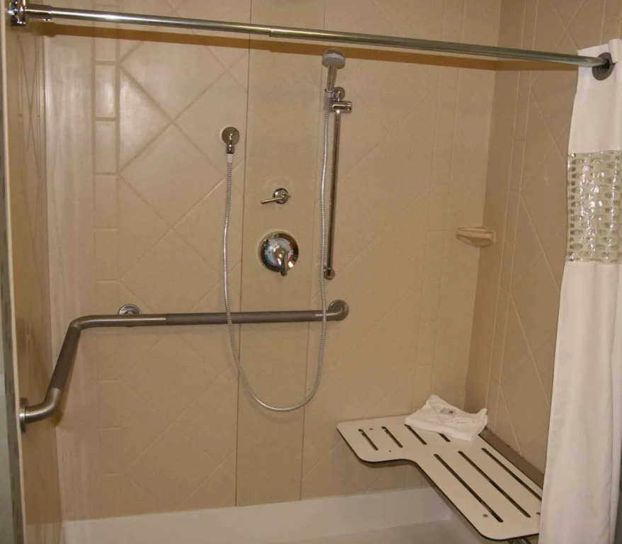 Hampton Inn & Suites St. Louis at Forest Park